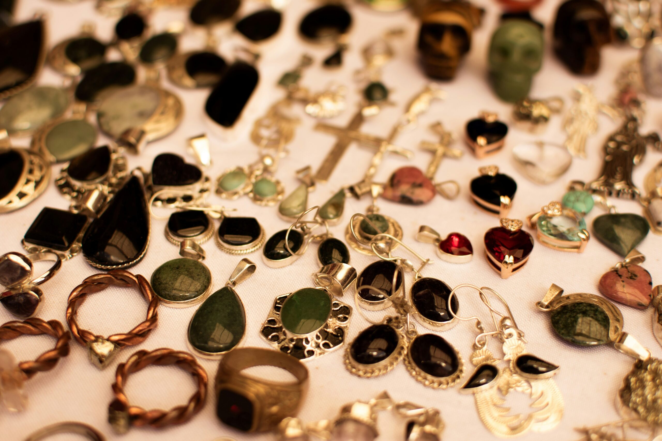 Where to Find Cultural Statement Jewelry: A Comprehensive Guide